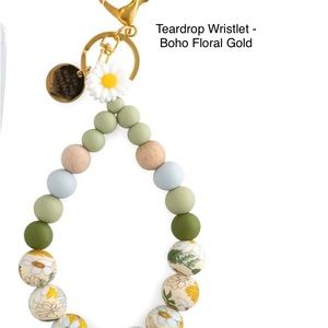 Beaded Teardrop Wristlet